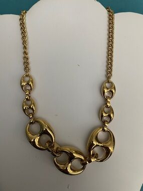 NWOT Ann Taylor Gold Link Statement Necklace - Women Necklace Jewelry 19” L